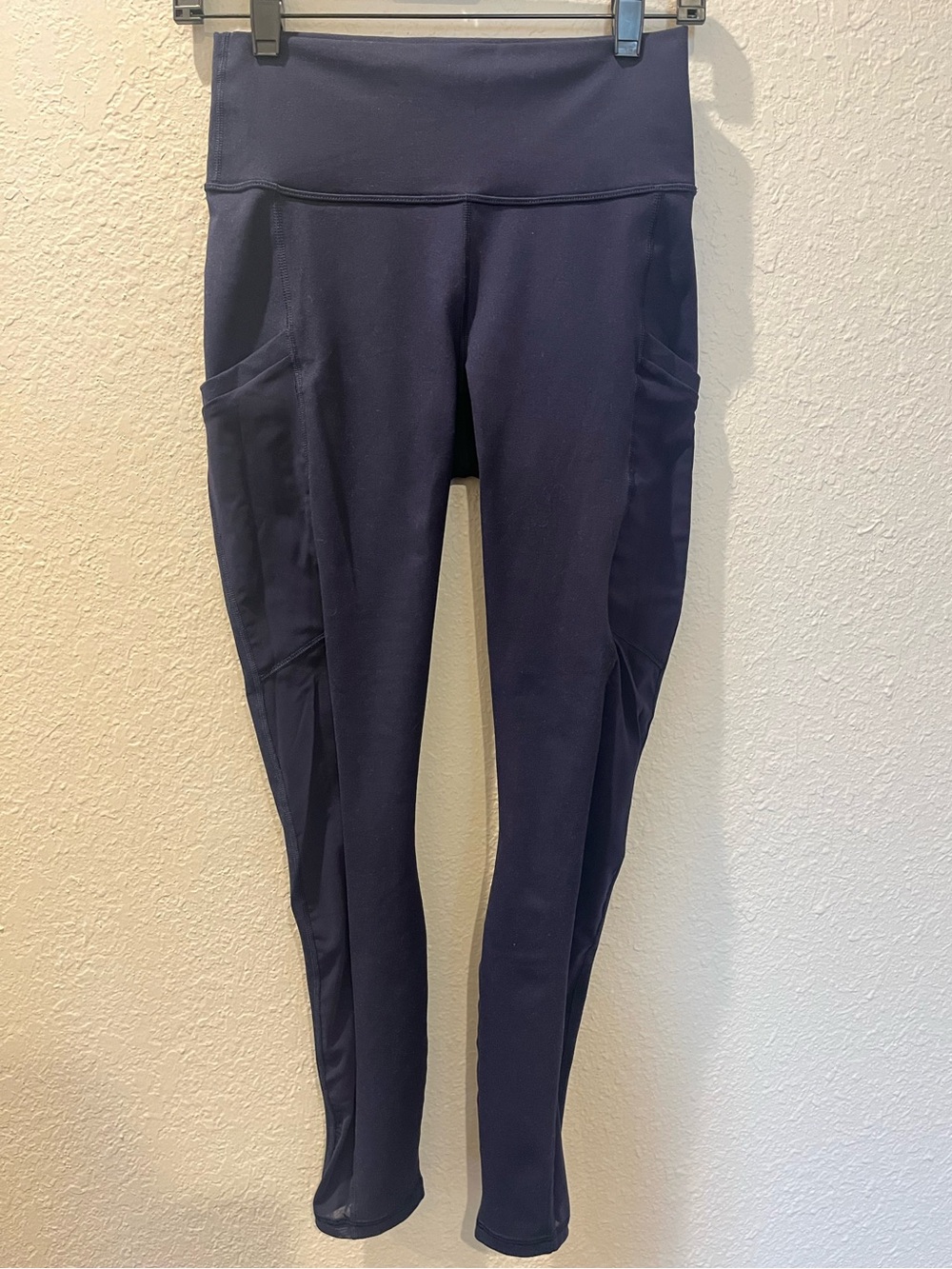 Fabletics PowerHold Mesh Pocket High-Waist Leggings Navy